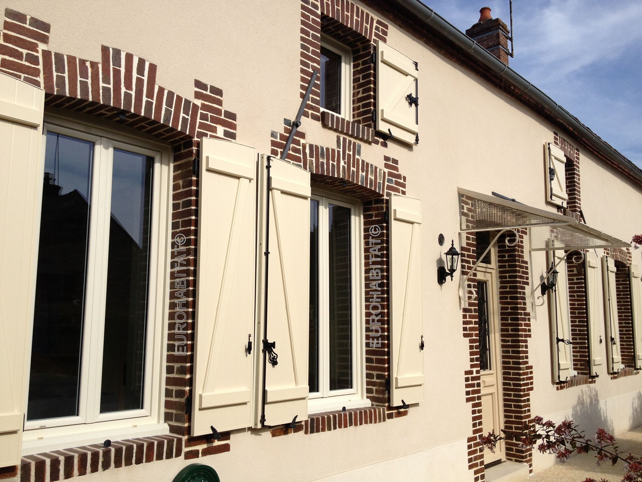 Fenêtres en PVC et Volets en Alu Isolés