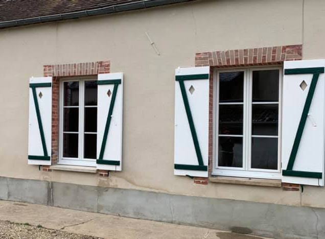Fenêtres rénovation PVC blanches Eurohabitat Sens