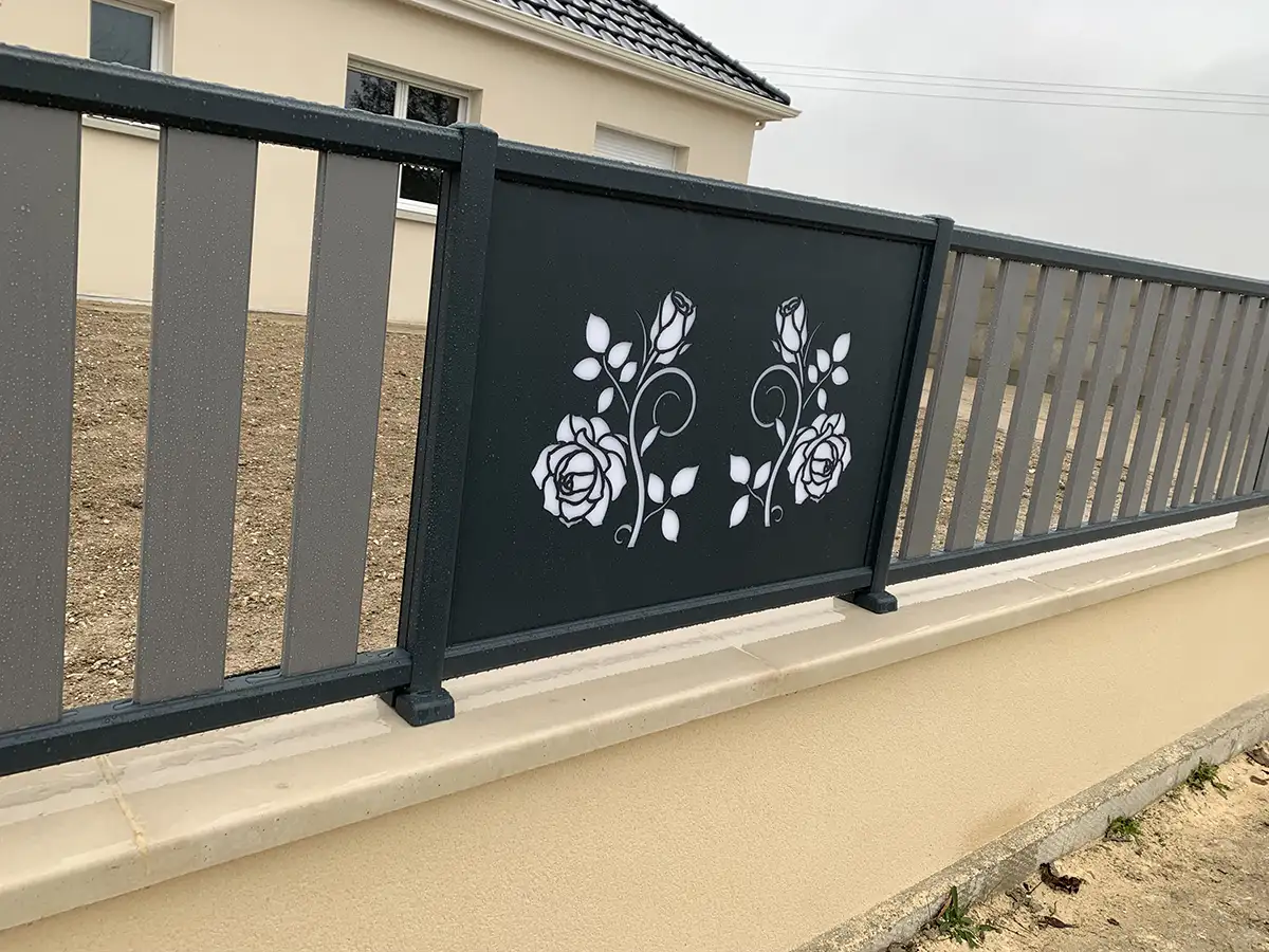 entourage aluminium contemporain
