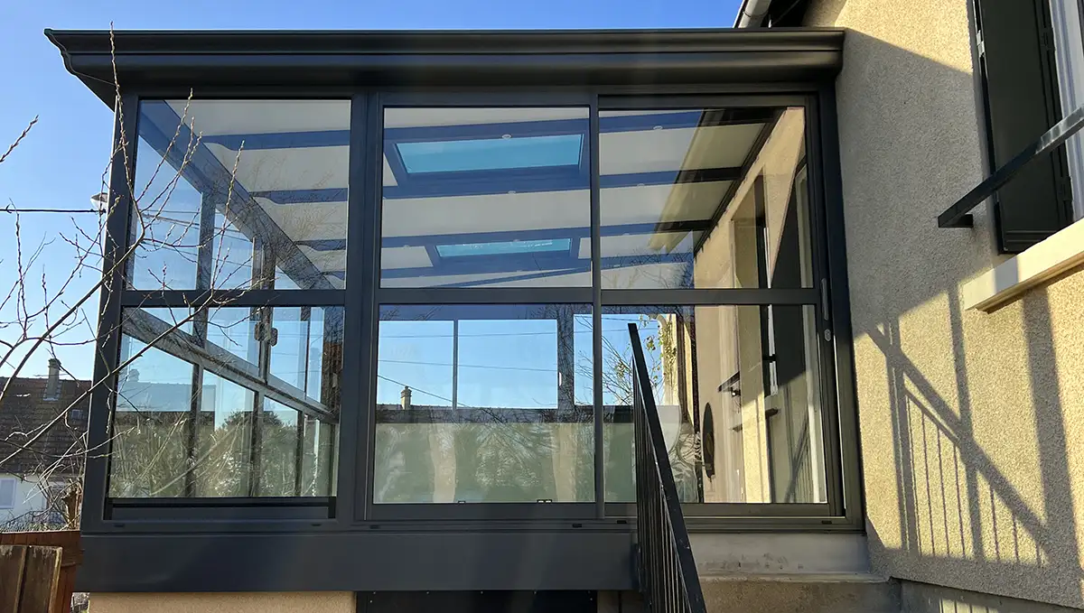 Véranda aluminium grise