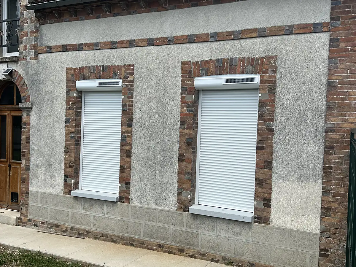 Volets roulants solaires