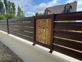 Pose d'un cloture aluminium à Noé par Eurohabitat Sens